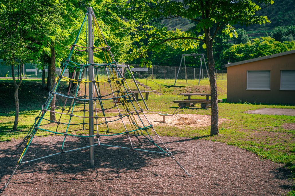 Spielplatz Triefenstein Halle